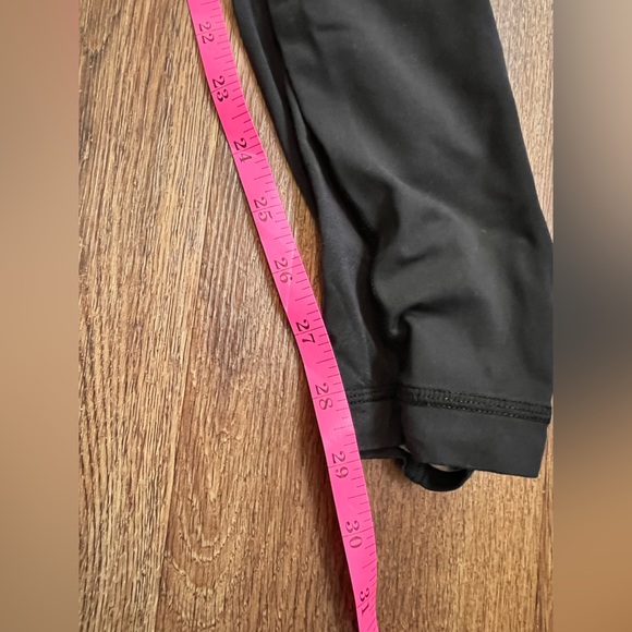 lululemon athletica Midnight Black Ruffle Leggings size 8 - Picture 3 of 7